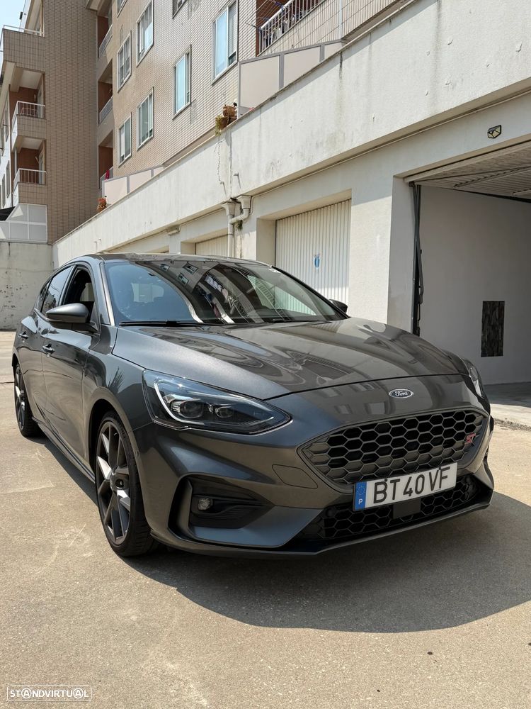 Ford Focus 2.3 EcoBoost S&S ST - 3