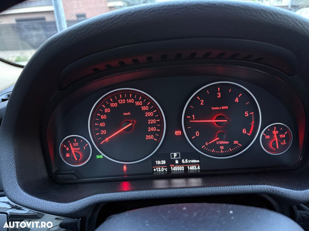 BMW X3 xDrive20d AT Luxury Line - 7