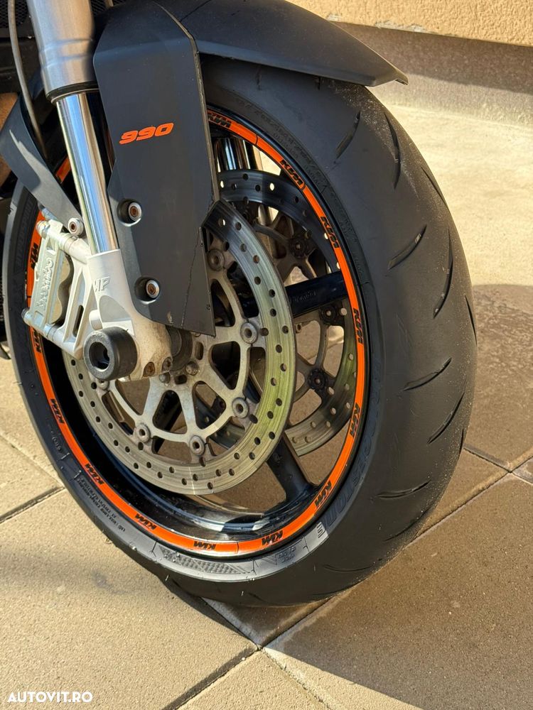 KTM 990 Super Duke - 8