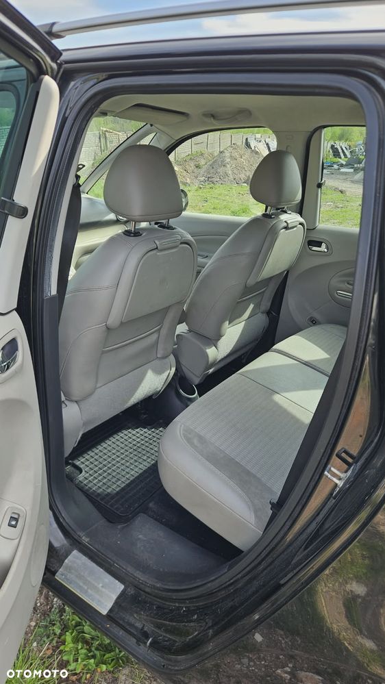 Citroën C3 Picasso 1.6 e-HDi Exclusive MCP - 7