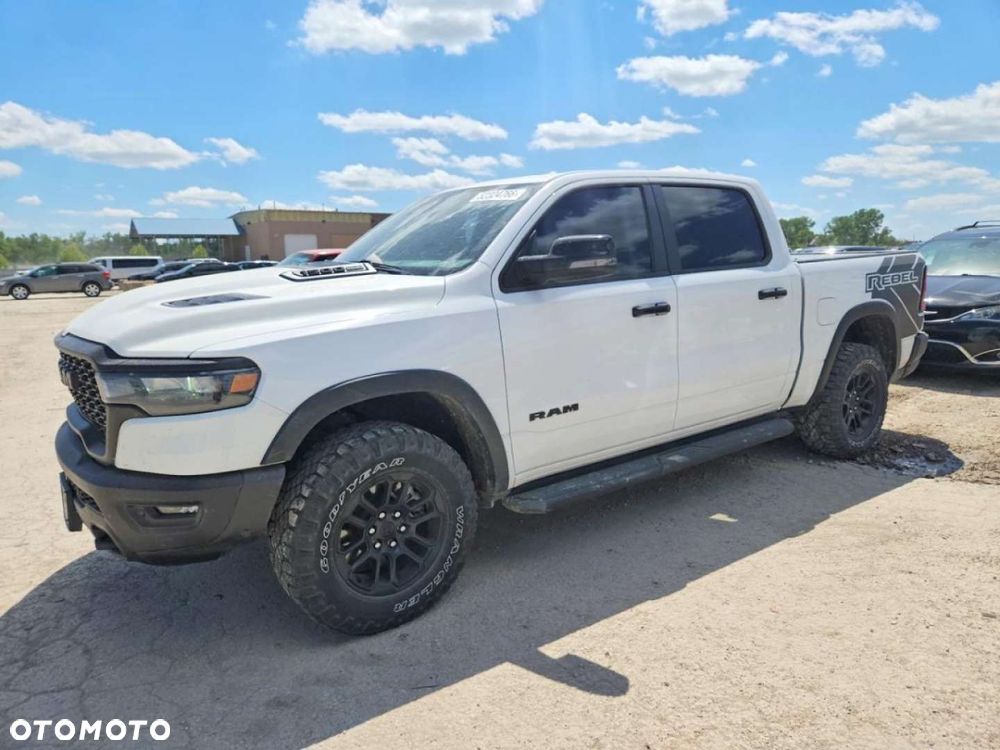 RAM 1500 - 4