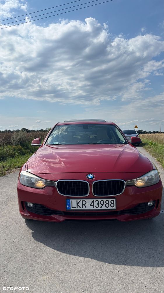 BMW Seria 3 328i xDrive Luxury Line - 1