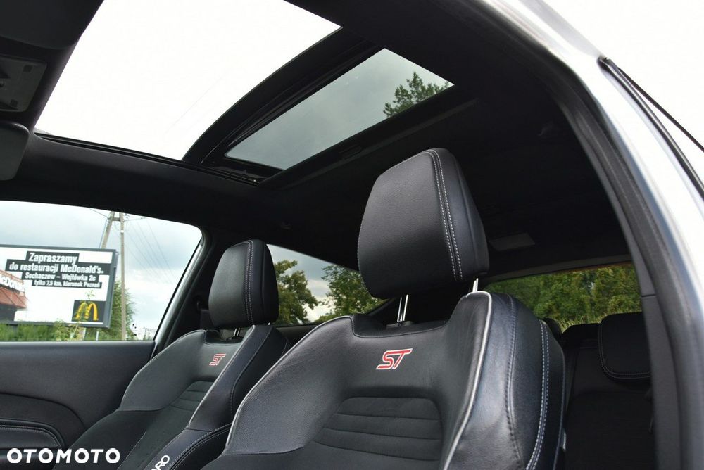 Ford Fiesta 1.5 EcoBoost S&S ST X - 17