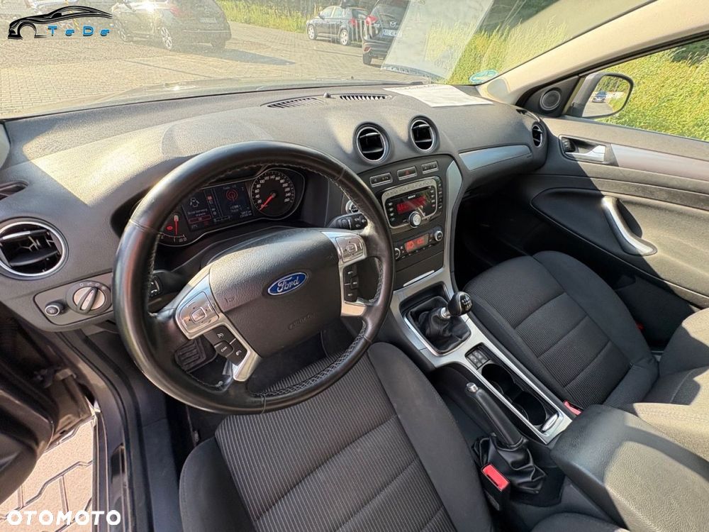Ford Mondeo 1.6 T Platinium X Plus (Titanium) - 21
