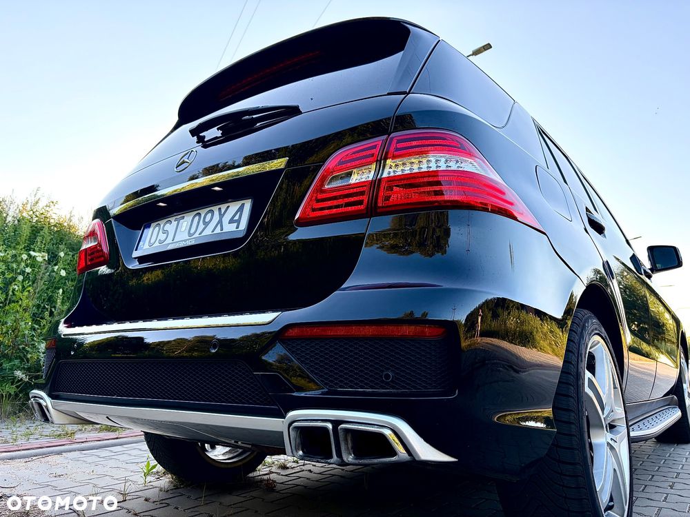 Mercedes-Benz ML - 11