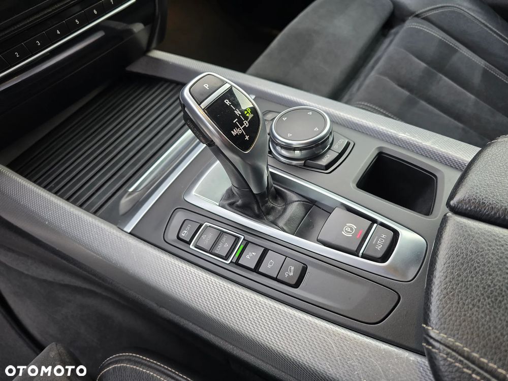 BMW X5 xDrive40d - 13