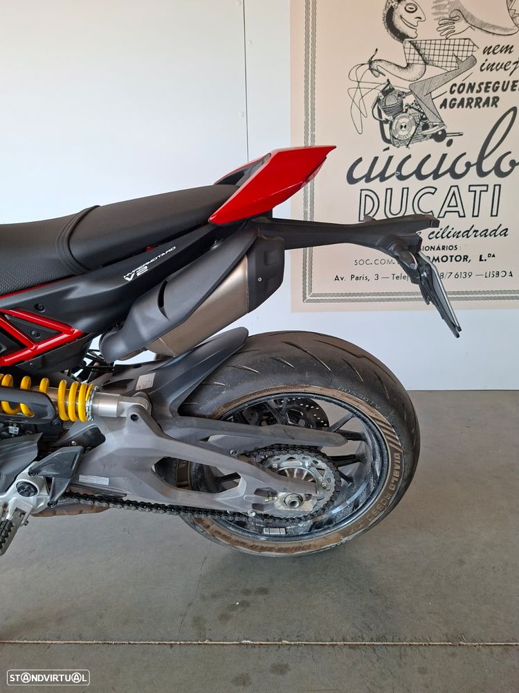 Ducati Hypermotard V2 - 4