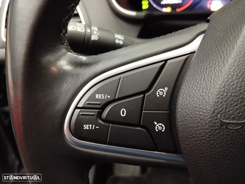 Renault Mégane Sport Tourer 1.6 E-Tech Plug-In Limited - 21