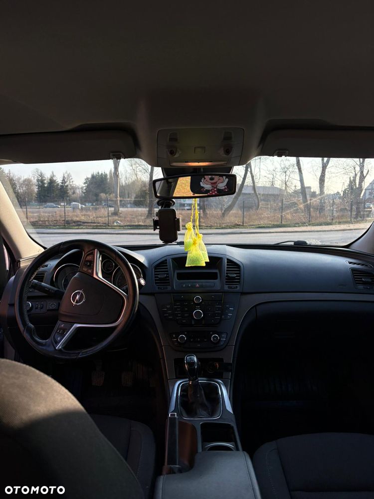 Opel Insignia 1.8 - 6