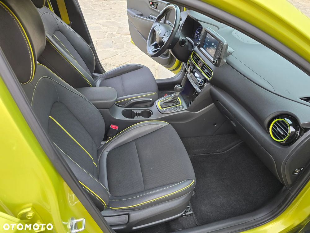 Hyundai Kona 1.6 T-GDI Premium 4WD DCT - 32