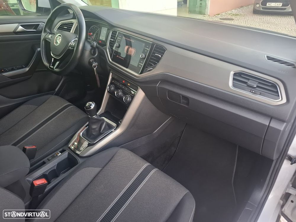 VW T-Roc 1.0 TSI Style - 44