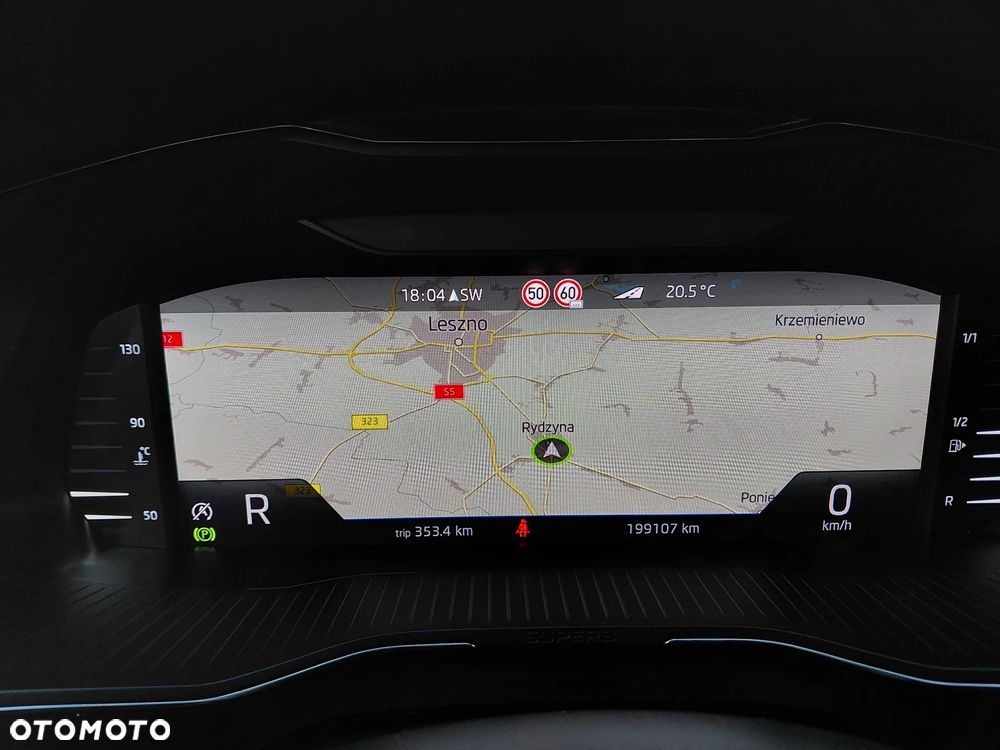 Skoda Superb 2.0 TSI L&K DSG - 8