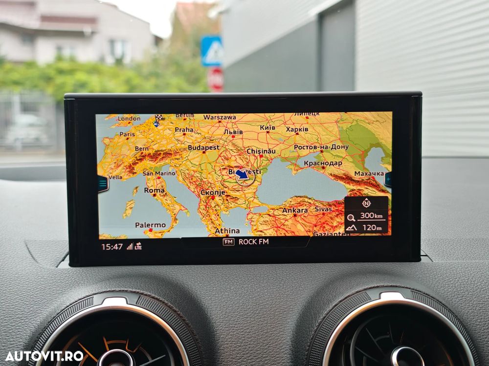 Audi Q2 30 TDI S tronic S line - 33
