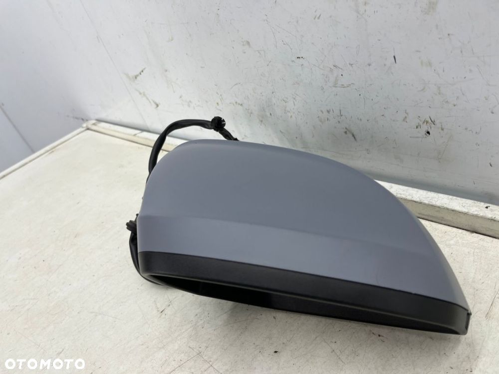 Lusterko Audi A4 B9 8w Audi A5 II 8w F5 15-24r. PRAWE elektryczne zewnętrzne EUROPA 6 pin - 6
