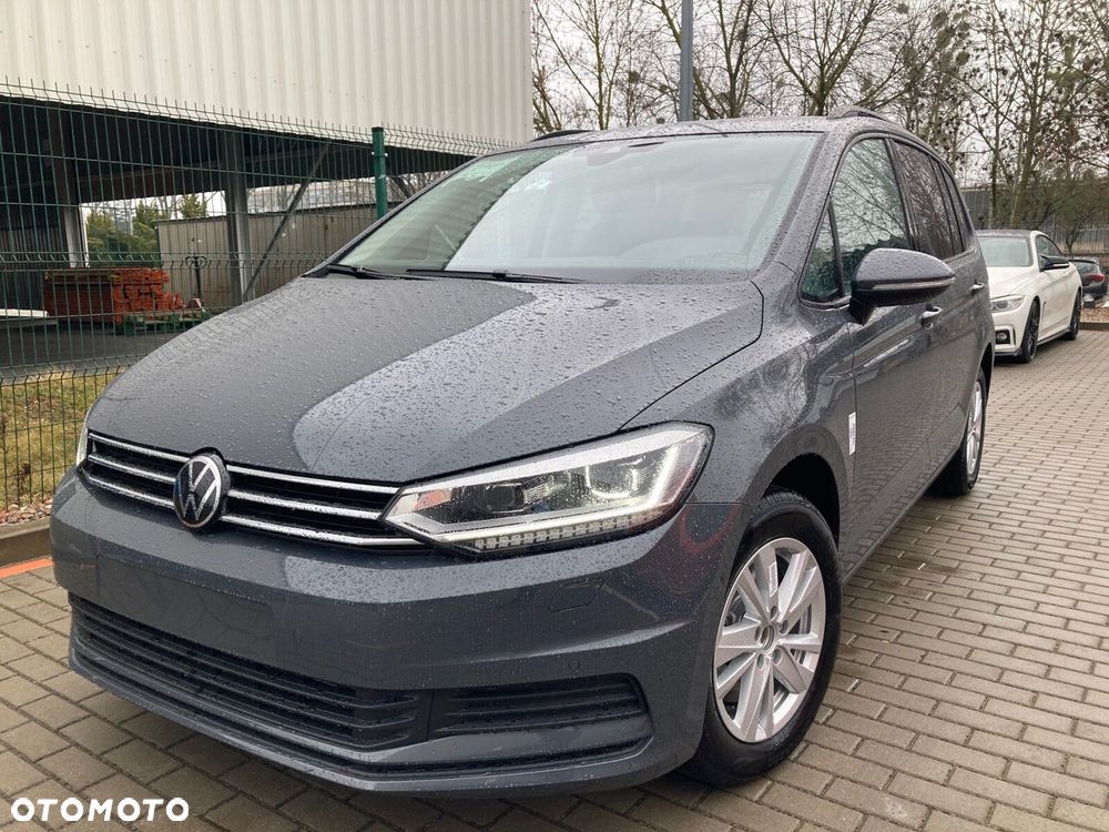 Volkswagen Touran - 3