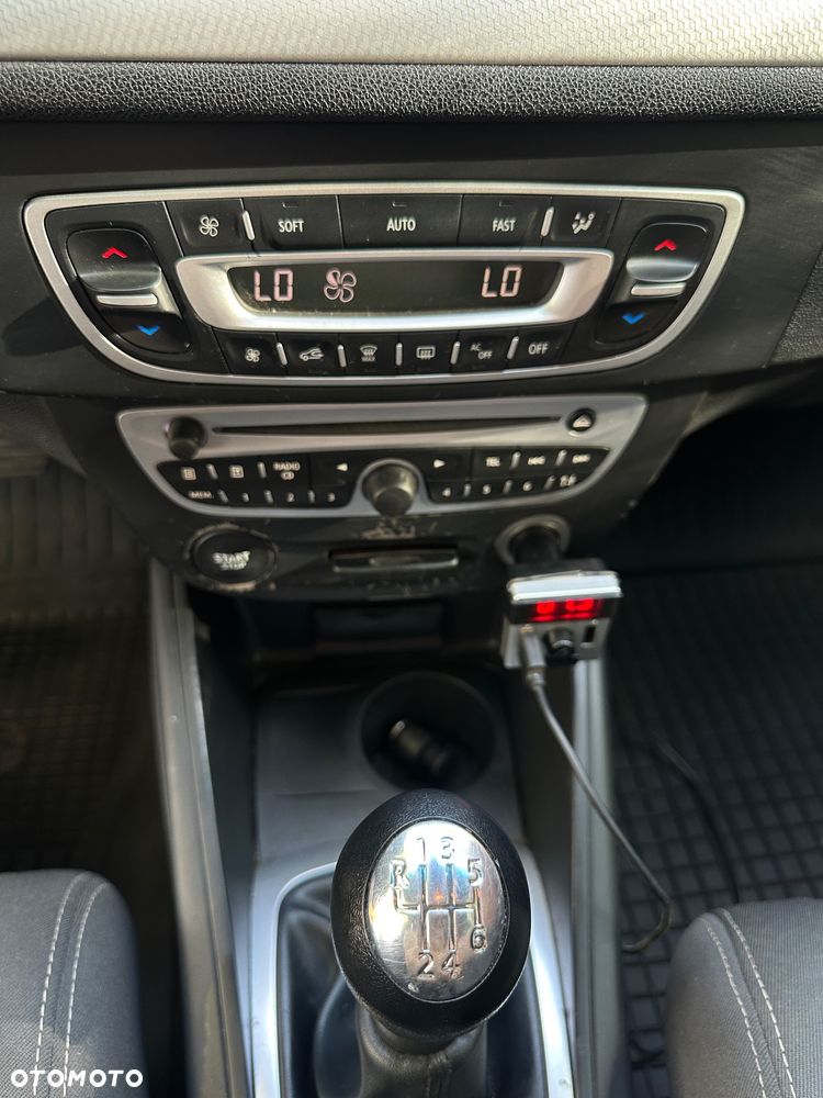 Renault Megane 1.5 dCi Avantage - 11