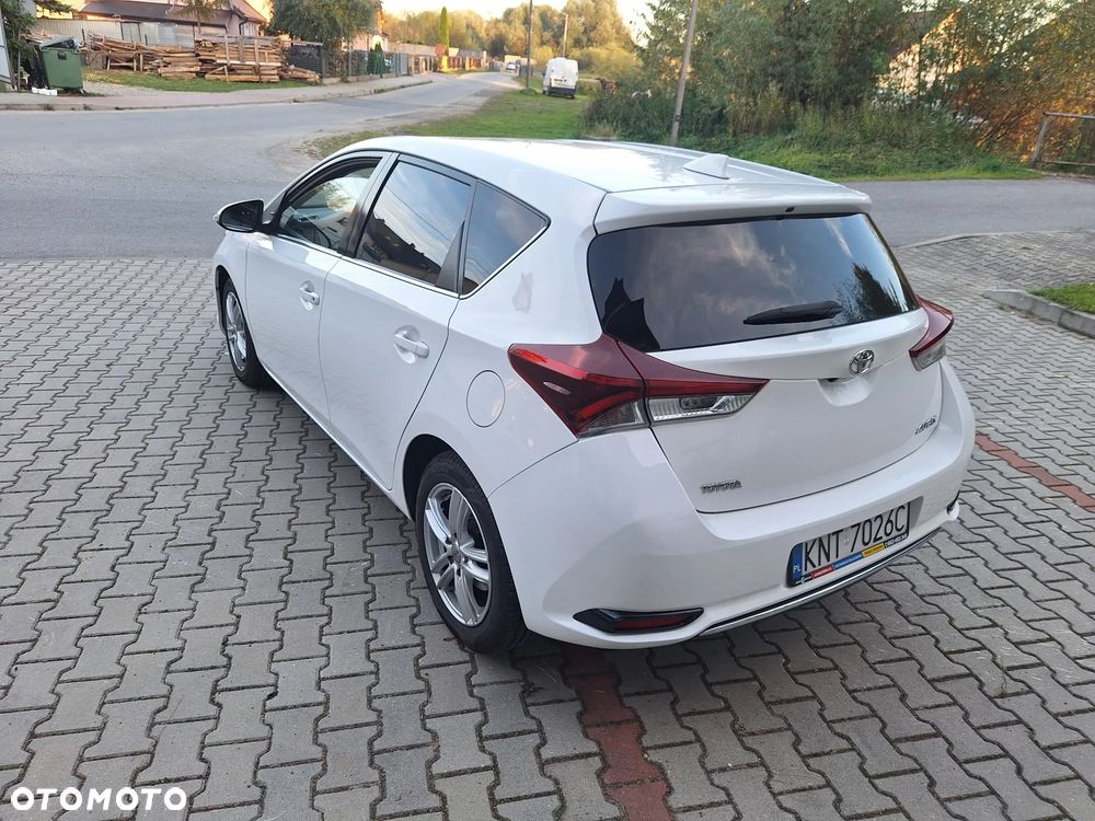 Toyota Auris - 26