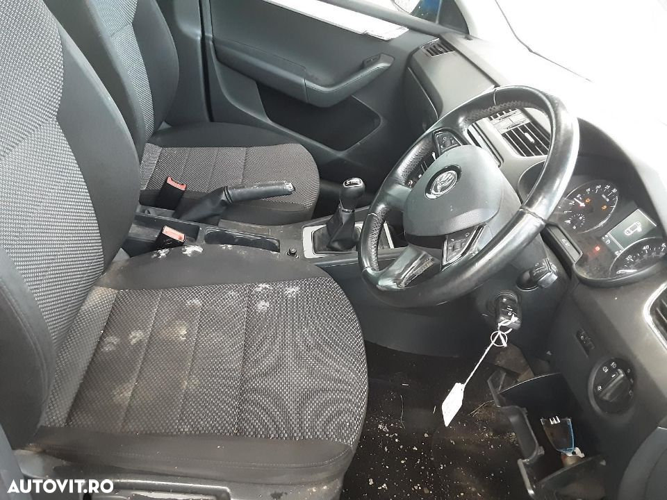 Dezmembrez Skoda Octabia III 2.0 TDI 2015 - 5
