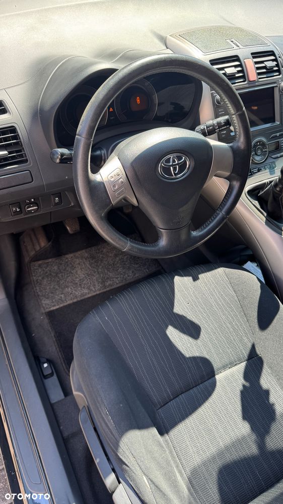 Toyota Auris 1.4 VVT-i Luna - 6