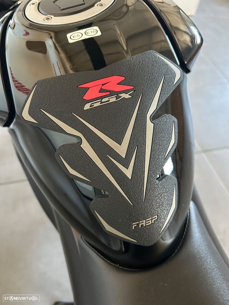 Suzuki GSX-R GSX-R125R - 6