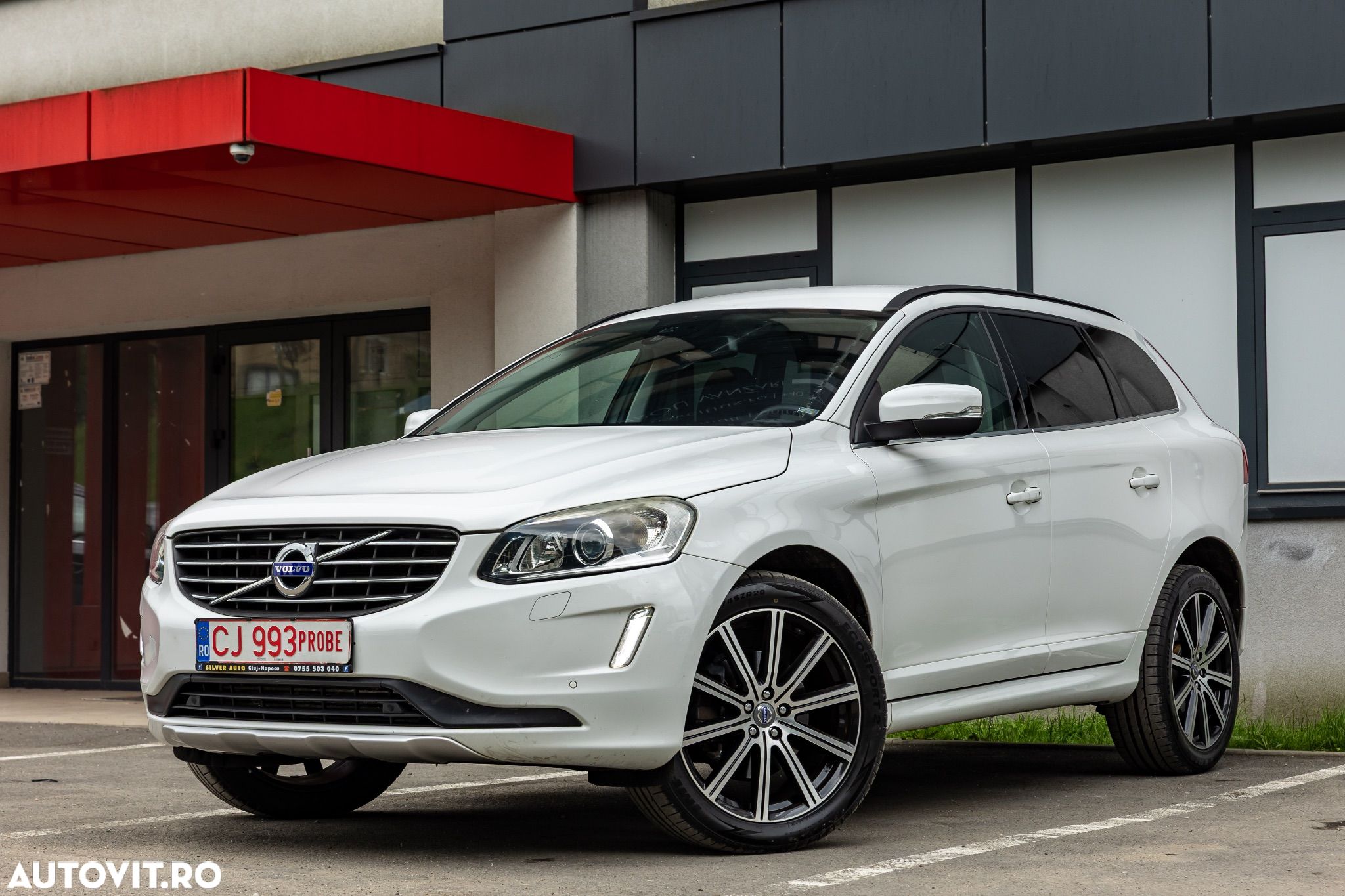 Volvo XC 60 D4 Geartronic Momentum Pro - 1