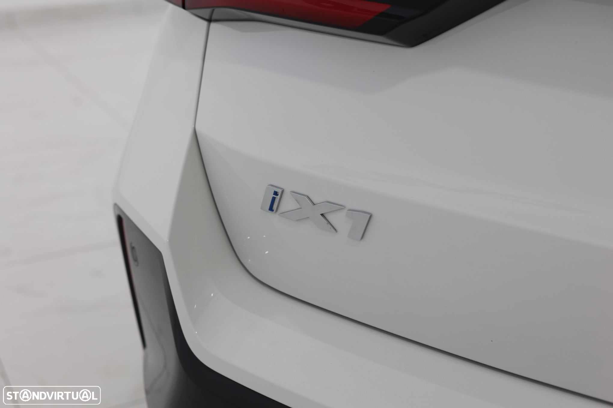 BMW iX1 xDrive30 Pack Desportivo M - 10