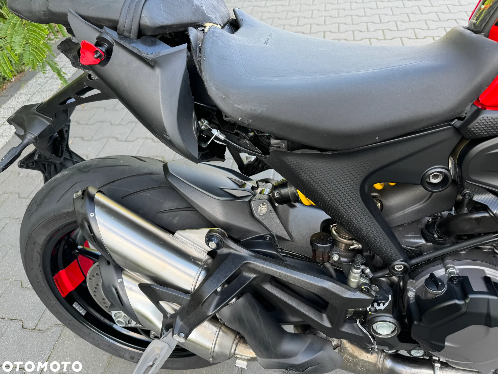 Ducati Monster - 24