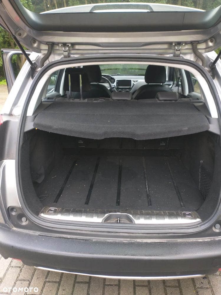 Peugeot 2008 - 13