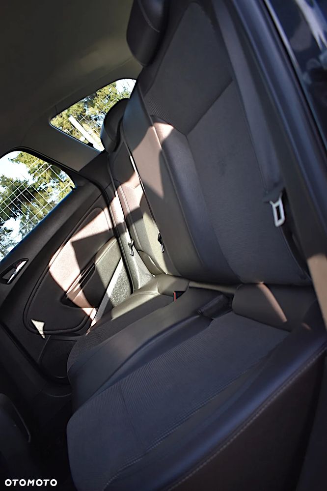 Opel Astra 1.7 CDTI Cosmo - 28