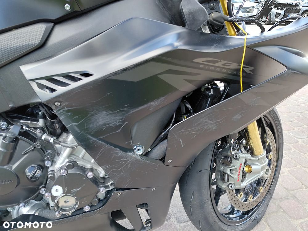 Honda CBR - 9