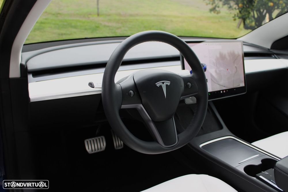 Tesla Model 3 Performance Dual Motor AWD - 30