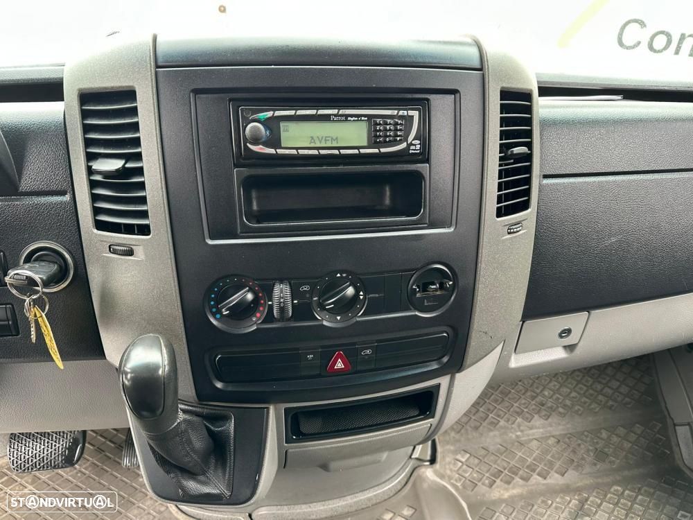 Mercedes-Benz Sprinter309CDiCaixaBasculanteeIVADedutivel - 15