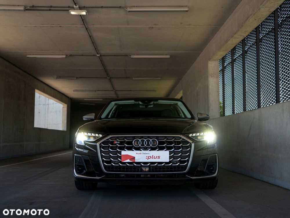 Audi S8 - 13