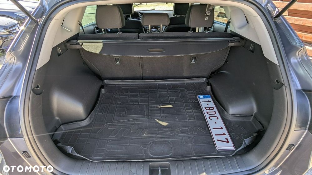 Hyundai Tucson blue 1.7 CRDi 2WD Advantage - 38