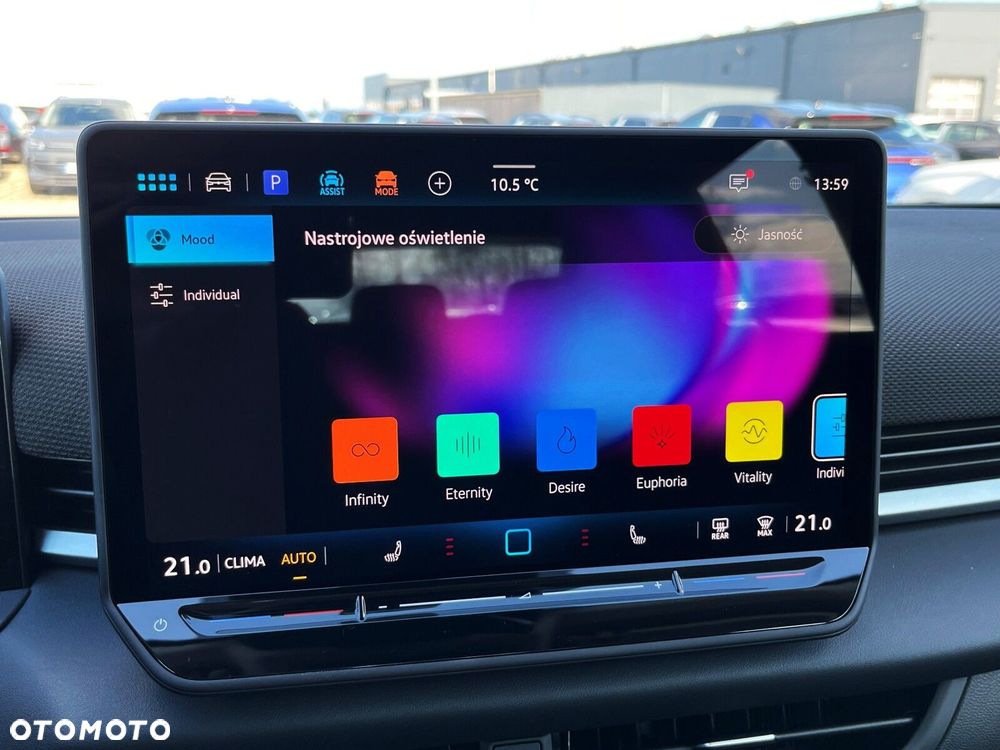 Volkswagen T-Roc 1.5 eTSI Style DSG - 14