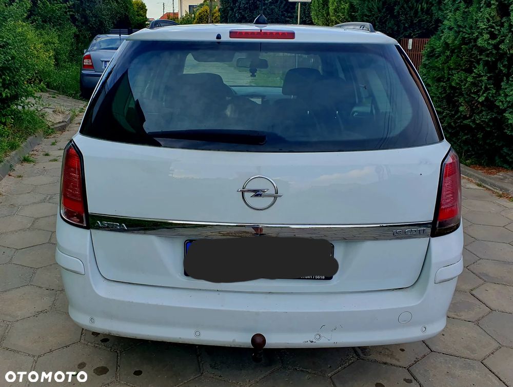 Opel Astra 1.9 CDTI DPF Catch me now - 19