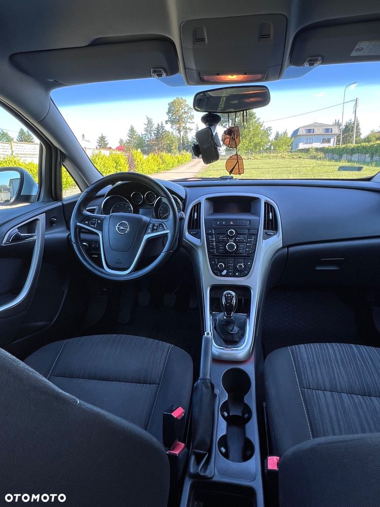 Opel Astra 1.6 Enjoy - 17