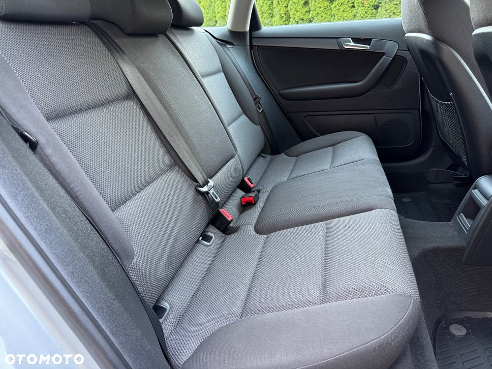 Audi A3 Sportback 1.6 Ambiente - 22