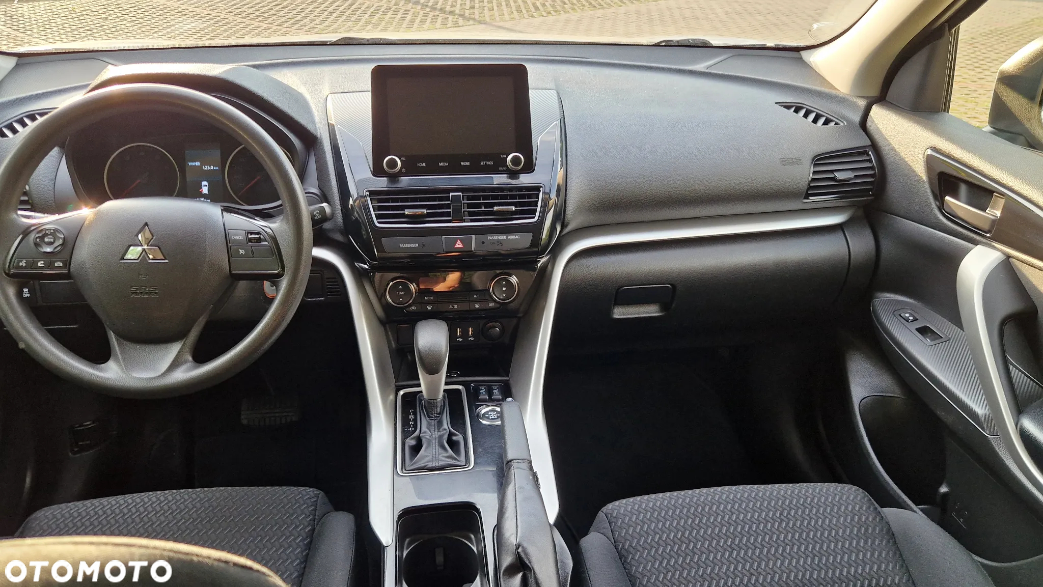 Mitsubishi Eclipse Cross 1.5 T GPF Intense Plus CVT 4WD - 23