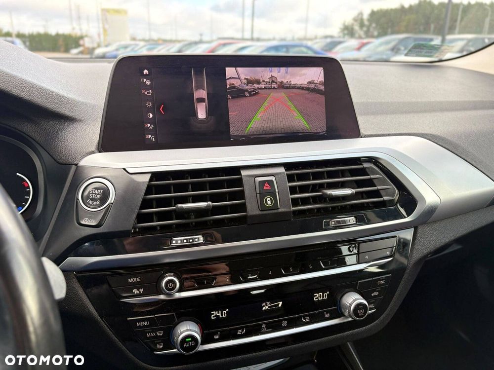 BMW X3 xDrive20i - 19