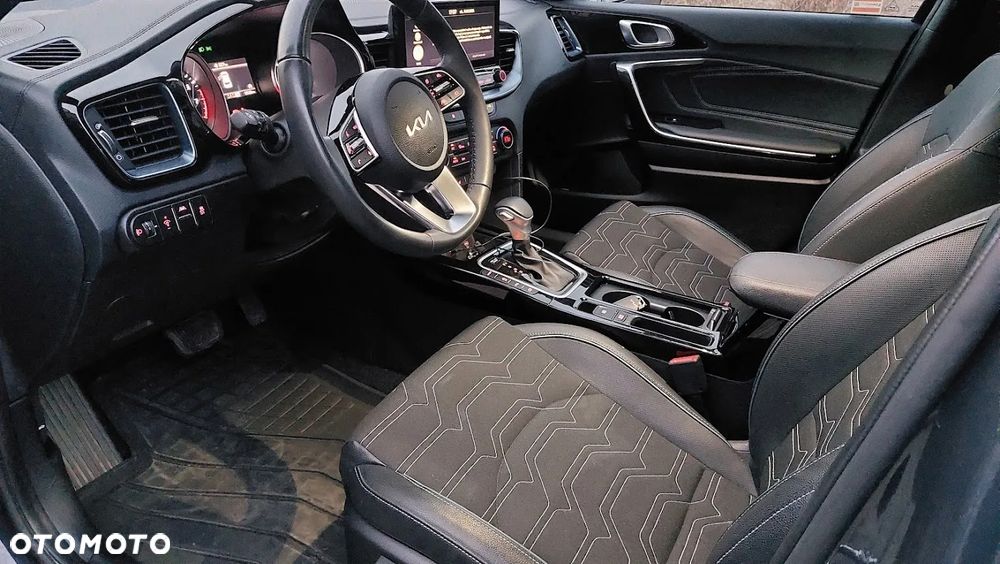 Kia XCeed 1.6 T-GDI Tribute DCT - 11