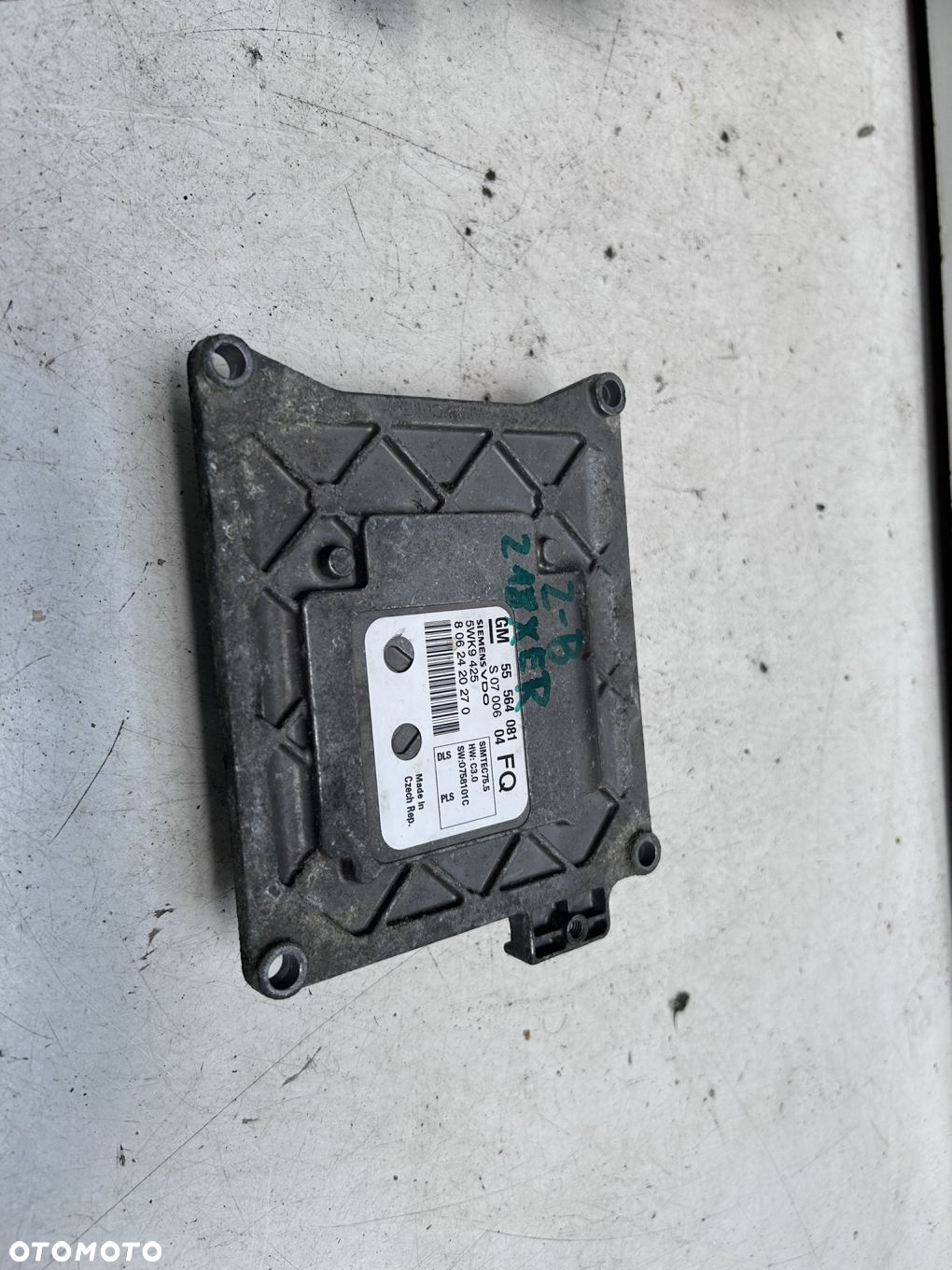 Sterownik silnika Opel Zafira B Z18XER 55564081 - 2