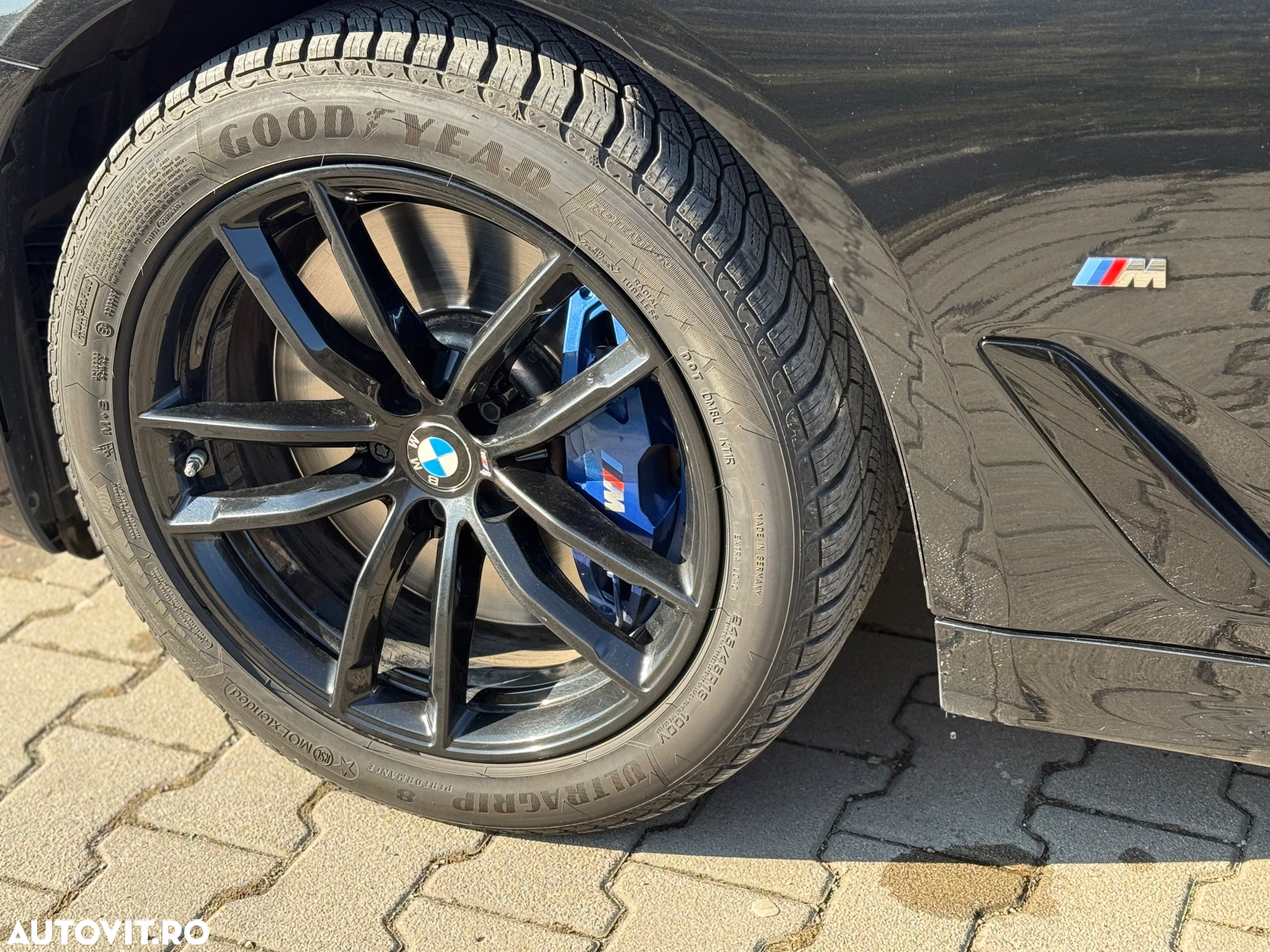 BMW Seria 5 540i xDrive AT MHEV - 8