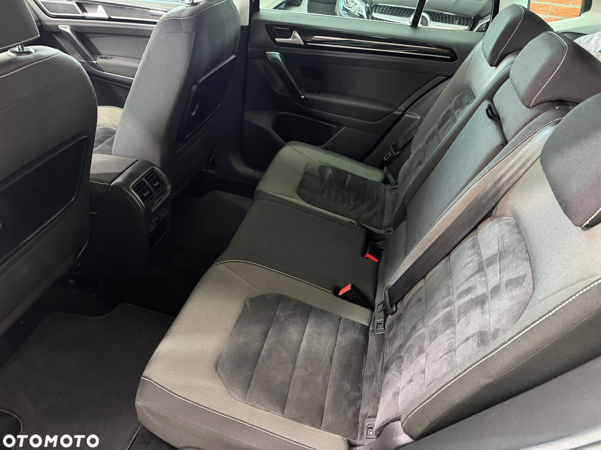 Volkswagen Golf Sportsvan 2.0 TDI (BlueMotion Technology) Highline - 16