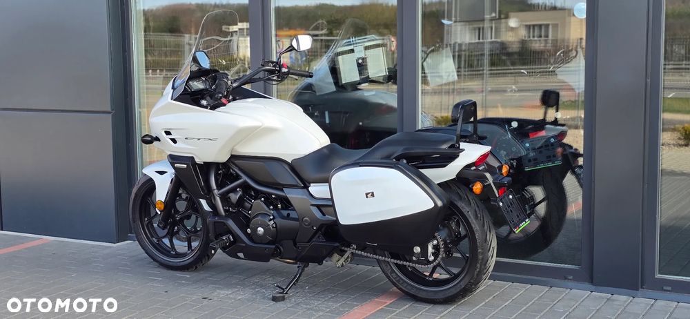 Honda CTX - 26