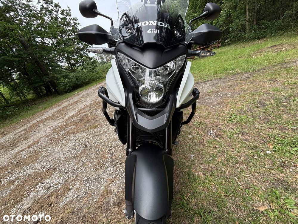 Honda VFR - 17