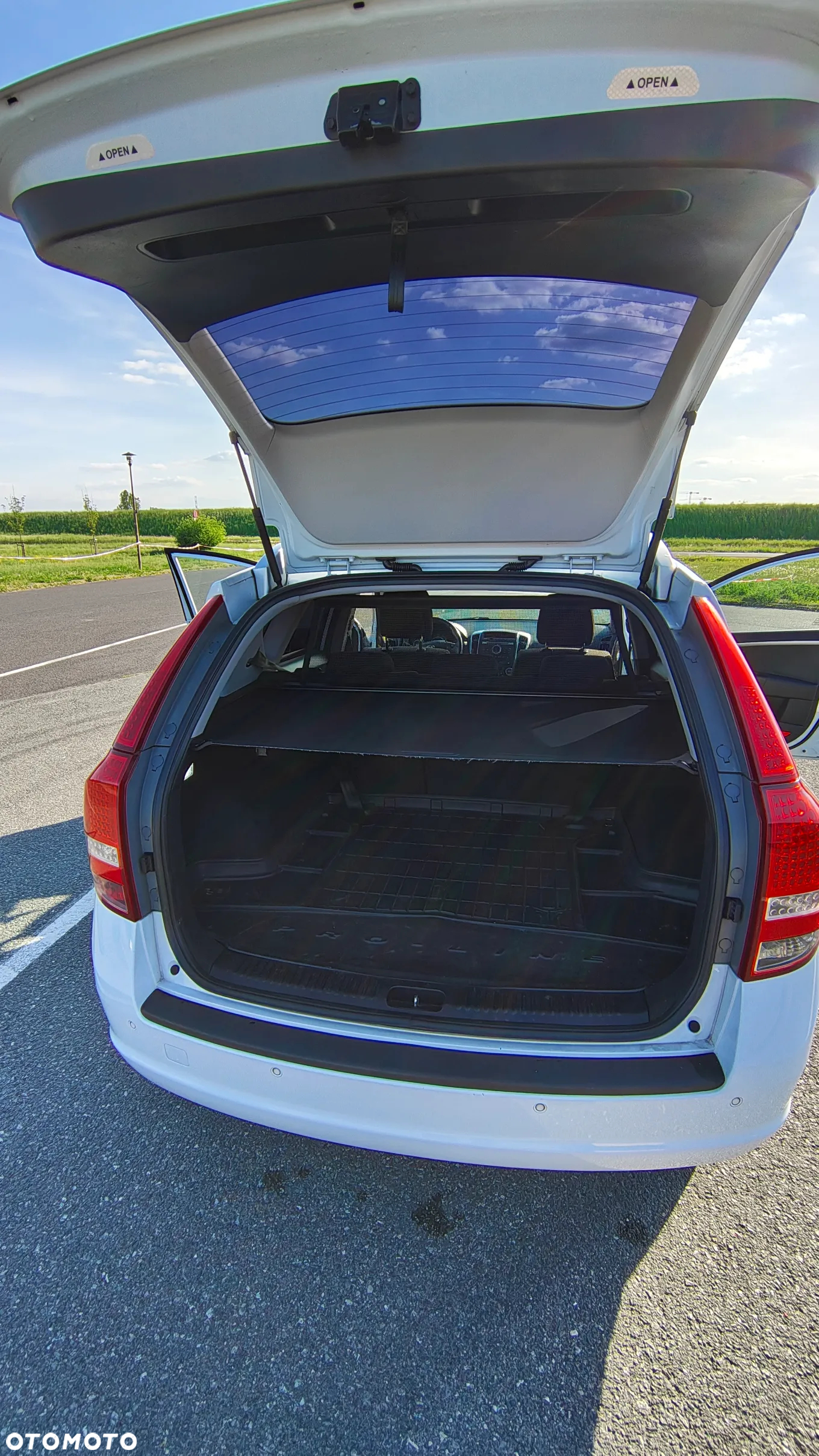 Kia Ceed - 22