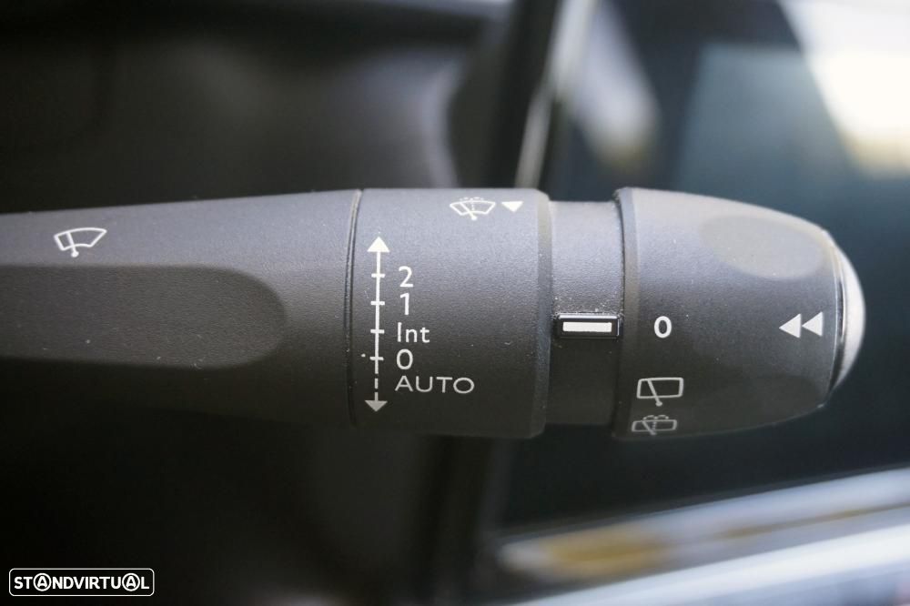 Citroën C3 1.2 PureTech Shine - 14