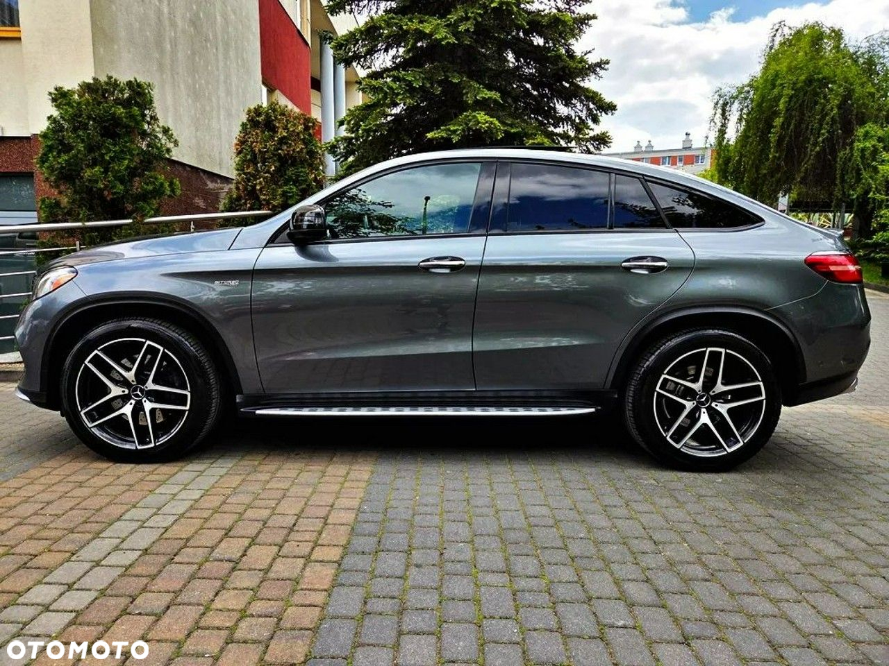 Mercedes-Benz GLE - 4