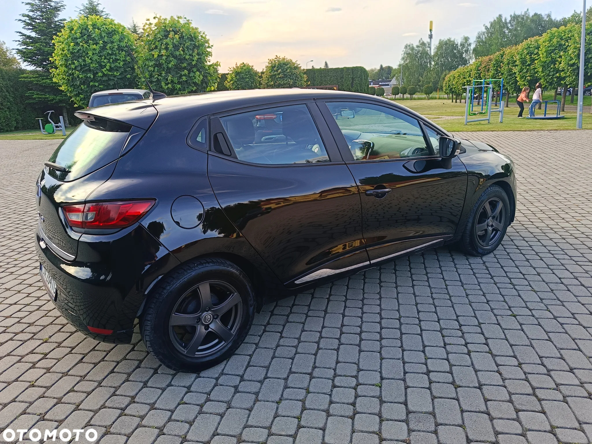 Renault Clio 1.2 16V 75 Dynamique - 4